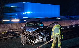 Der BMW wurde schwer beschädigt. - T.Freitag/FREITAG-TV Der BMW wurde schwer beschädigt. - T.Freitag/FREITAG-TV