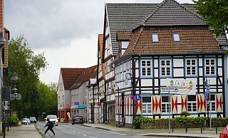 An der Schloßstraße bestimmt Fachwerk das historisch gewachsene Ortsbild. - Felix Schwien An der Schloßstraße bestimmt Fachwerk das historisch gewachsene Ortsbild. - Felix Schwien