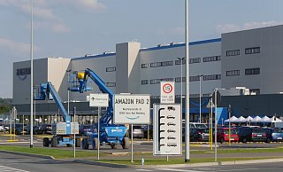 Mit dem Kürzel PAD2 ist das Logistikzentrum im Industriepark Lippe bei Belle nach dem nahen Paderborner Flughafen benannt. PAD1 ist in Oelde. - Jost Wolf Mit dem Kürzel PAD2 ist das Logistikzentrum im Industriepark Lippe bei Belle nach dem nahen Paderborner Flughafen benannt. PAD1 ist in Oelde. - Jost Wolf