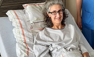 Cornelia Hennig nach der Entfernung der Lebermetastase im Klinikum Herford. - Monika Vogel, Klinikum Herford Cornelia Hennig nach der Entfernung der Lebermetastase im Klinikum Herford. - Monika Vogel, Klinikum Herford