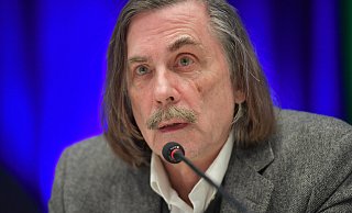 Nach der FDP-Kritik an Bürgermeister Morkes, müssen die Gütersloher Liberalen jetzt selbst in Deckung gehen. Ihr Vorstoß stieß bei den NW-Lesern auf Unverständnis. - Jens Dünhölter Nach der FDP-Kritik an Bürgermeister Morkes, müssen die Gütersloher Liberalen jetzt selbst in Deckung gehen. Ihr Vorstoß stieß bei den NW-Lesern auf Unverständnis. - Jens Dünhölter