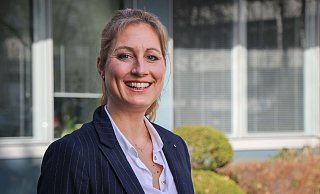 Verena Mertens wurde von ihrer NRW-CDU jetzt offiziell auf dem guten Listenplatz bestätigt. - Mareike Gröneweg Verena Mertens wurde von ihrer NRW-CDU jetzt offiziell auf dem guten Listenplatz bestätigt. - Mareike Gröneweg