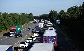 Auf der A30 staut es sich aktuell. - Symbolfoto: Katharina Eisele Auf der A30 staut es sich aktuell. - Symbolfoto: Katharina Eisele