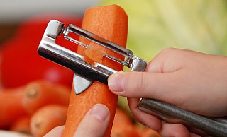 In den meisten Herforder Kitas kommt ein rein vegetarisches Essensangebot nicht auf den Tisch. - epd-bild / Maike Gloeckner In den meisten Herforder Kitas kommt ein rein vegetarisches Essensangebot nicht auf den Tisch. - epd-bild / Maike Gloeckner