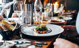 327 Sternerestaurants gibt es in Deutschland. Darunter auch einige in Ostwestfalen-Lippe. - Unsplash/ Jay Wennigton 327 Sternerestaurants gibt es in Deutschland. Darunter auch einige in Ostwestfalen-Lippe. - Unsplash/ Jay Wennigton