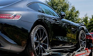 Mit PS-Boliden ist er unterwegs und versetzt Verkehrsteilnehmer in Panik. - Symbolfoto: pixabay / Creative Commons Mit PS-Boliden ist er unterwegs und versetzt Verkehrsteilnehmer in Panik. - Symbolfoto: pixabay / Creative Commons