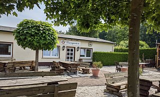 Restaurant und Biergarten brauchen einen neuen Pächter. - David Knapp Restaurant und Biergarten brauchen einen neuen Pächter. - David Knapp