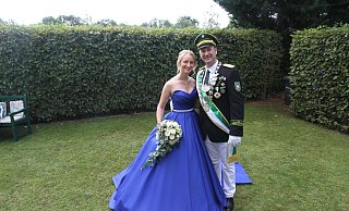 Das aktuelle Königspaar Jens Flottmeier und Sophie Lichtenauer. - Johannes Büttner Das aktuelle Königspaar Jens Flottmeier und Sophie Lichtenauer. - Johannes Büttner