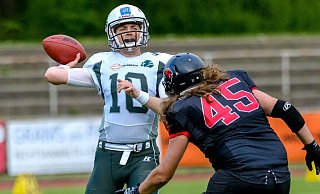 Seine Pässe werden in der kommenden Saison wieder auf der Rußheide zu sehen sein. Niklas Gorny führt die Bielefeld Bulldogs als Quarterback in die Zweitligasaison. - Andreas Zobe Seine Pässe werden in der kommenden Saison wieder auf der Rußheide zu sehen sein. Niklas Gorny führt die Bielefeld Bulldogs als Quarterback in die Zweitligasaison. - Andreas Zobe