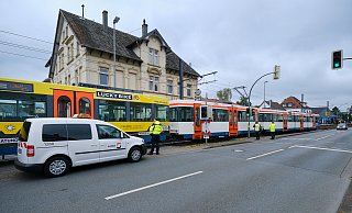 Am frühen Nachmittag kam es an der Beckhausstraße zu der Kollision. - Andreas Zobe Am frühen Nachmittag kam es an der Beckhausstraße zu der Kollision. - Andreas Zobe