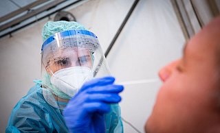 Nur geschultes Personal darf die Schnelltests in den Testzentren durchführen. - Mike-Dennis Müller / www.mdm.photo Nur geschultes Personal darf die Schnelltests in den Testzentren durchführen. - Mike-Dennis Müller / www.mdm.photo