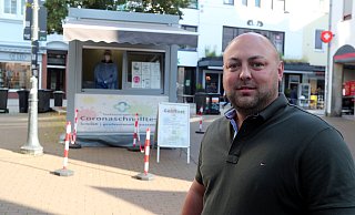 Oleg Peter betreibt das Vital-Testzentrum. Er beteuert, dass ein solcher Fehler bislang nicht vorgekommen sei. Foto: Wolfgang Rudolf - Wolfgang Rudolf Oleg Peter betreibt das Vital-Testzentrum. Er beteuert, dass ein solcher Fehler bislang nicht vorgekommen sei. Foto: Wolfgang Rudolf - Wolfgang Rudolf