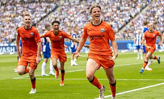 Wie hier nach dem Tor von Felix Götze gegen Hertha BSC am vergangenen Spieltag will der SC Paderborn auch gegen Darmstadt wieder jubeln. - Andreas Gora Wie hier nach dem Tor von Felix Götze gegen Hertha BSC am vergangenen Spieltag will der SC Paderborn auch gegen Darmstadt wieder jubeln. - Andreas Gora