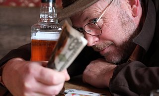 Wie aus dem Spaghetti-Western: Silly Willy redet für eine Handvoll Svensson-Dollar. - Ulf Hanke Wie aus dem Spaghetti-Western: Silly Willy redet für eine Handvoll Svensson-Dollar. - Ulf Hanke