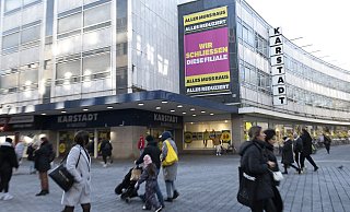 Nach 60 Jahren endet die Karstadt-Ära in Bielefeld. - © Jörg Dieckmann - www. dieckmann-fotodesign.de Nach 60 Jahren endet die Karstadt-Ära in Bielefeld. - © Jörg Dieckmann - www. dieckmann-fotodesign.de