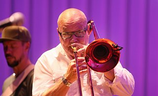 Die Band "Nils Landgren Funk Unit" begeistert im Marta Herford. - Frank-Michael Kiel-Steinkamp Die Band "Nils Landgren Funk Unit" begeistert im Marta Herford. - Frank-Michael Kiel-Steinkamp