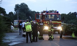 Die Feuerwehr rückte am Samstagabend nach Großdornberg aus. - Charlotte Mahncke Die Feuerwehr rückte am Samstagabend nach Großdornberg aus. - Charlotte Mahncke