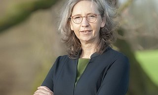 Andrea Haack kandidiert für die Grünen im Wahklkreis 91. Die 55-Jährige ist verheiratet, hat vier Kinder und lebt in Rödinghausen. - MELROSE Andrea Haack kandidiert für die Grünen im Wahklkreis 91. Die 55-Jährige ist verheiratet, hat vier Kinder und lebt in Rödinghausen. - MELROSE
