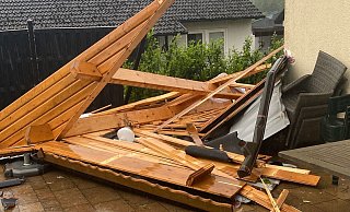 Ausläufer des Tiefs "Emmelinde": Sturmschaden Herford. - Nadine Othen Ausläufer des Tiefs "Emmelinde": Sturmschaden Herford. - Nadine Othen
