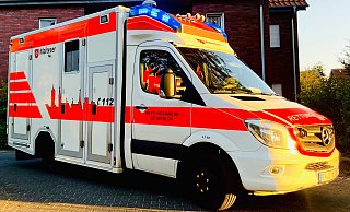 An der Feuerwache stationiert: Der Rettungswagen der Gütersloher Malteser. Der Hilfsdienst deckt einen erheblichen Teil der Rettungseinsätze ab. - Thorsten Heß An der Feuerwache stationiert: Der Rettungswagen der Gütersloher Malteser. Der Hilfsdienst deckt einen erheblichen Teil der Rettungseinsätze ab. - Thorsten Heß