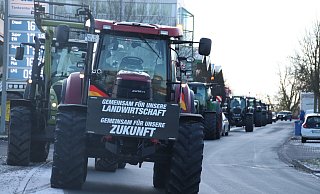 Anfang Januar hatten die Landwirte im Kreis Höxter schon einmal eine Sternfahrt organisiert. - David Schellenberg Anfang Januar hatten die Landwirte im Kreis Höxter schon einmal eine Sternfahrt organisiert. - David Schellenberg