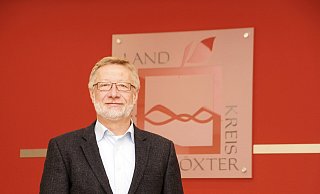 Spricht sich für den Einsatz von Raumluftreinigern in Klassenräumen aus: Schulrat Hubert Gockeln fürchtet, dass Omikron das Risiko von Schülern erhöhen könnte. - David Schellenberg Spricht sich für den Einsatz von Raumluftreinigern in Klassenräumen aus: Schulrat Hubert Gockeln fürchtet, dass Omikron das Risiko von Schülern erhöhen könnte. - David Schellenberg