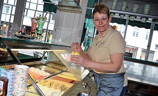 Tanja Ermshaus freut sich auf die Arbeit als Café-Leiterin. - Peter Heidbrink Tanja Ermshaus freut sich auf die Arbeit als Café-Leiterin. - Peter Heidbrink