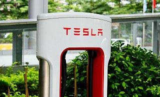 Die nächsten "Supercharger"-Stationen des Automobilherstellers Tesla finden sich, von Paderborn aus gesehen, bei Hamm und in Kassel. - Unsplash/Symbolfoto Die nächsten "Supercharger"-Stationen des Automobilherstellers Tesla finden sich, von Paderborn aus gesehen, bei Hamm und in Kassel. - Unsplash/Symbolfoto