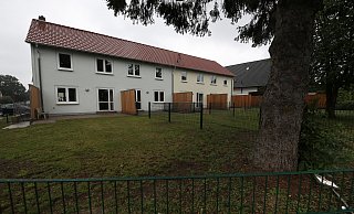 Verhandlungen zwischen Bima und Stadt über die ehemaligen Häuser der britischen Streitkräfte sind vorerst auf Eis gelegt. - www.gerald-dunkel.de Verhandlungen zwischen Bima und Stadt über die ehemaligen Häuser der britischen Streitkräfte sind vorerst auf Eis gelegt. - www.gerald-dunkel.de