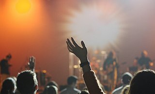 Aufs Feiern in Clubs muss erstmal weiter verzichtet werden. - Pixabay (Symbolbild) Aufs Feiern in Clubs muss erstmal weiter verzichtet werden. - Pixabay (Symbolbild)