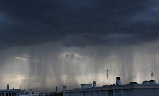 Mehrere Unwetter kommen auf Bielefeld zu - selten waren die Warnungen so konkret, heißt es von der Feuerwehr. - Symbolbild: Unsplash Mehrere Unwetter kommen auf Bielefeld zu - selten waren die Warnungen so konkret, heißt es von der Feuerwehr. - Symbolbild: Unsplash