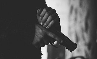 Manches erinnert bei dieser Tat an einen Mafia-Film - es geht um eine Pizzeria, Erpressung, Schüsse auf eine Flüchtenden und offenbar ein falsches Geständnis. (Symbolbild) - Pexels Manches erinnert bei dieser Tat an einen Mafia-Film - es geht um eine Pizzeria, Erpressung, Schüsse auf eine Flüchtenden und offenbar ein falsches Geständnis. (Symbolbild) - Pexels