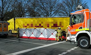 Der Unfall ereignete sich am 24. Februar an der Einmündung der Sennelager Straße. - Ralph Meyer Der Unfall ereignete sich am 24. Februar an der Einmündung der Sennelager Straße. - Ralph Meyer