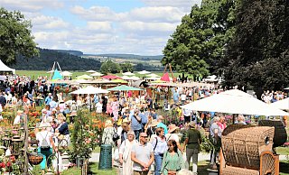 Das Gartenfest Corvey ist stets gut besucht. - Simone Flörke/Archiv Das Gartenfest Corvey ist stets gut besucht. - Simone Flörke/Archiv