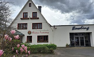 Die Frankenburg Steinheim ist eine beliebte Traditionsgaststätte. Seit Herbst ist das Lokal geschlossen, die Bowlingbahn ist inzwischen wieder geöffnet. - Madita Schellenberg Die Frankenburg Steinheim ist eine beliebte Traditionsgaststätte. Seit Herbst ist das Lokal geschlossen, die Bowlingbahn ist inzwischen wieder geöffnet. - Madita Schellenberg