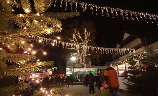 Das Land NRW hat für Weihnachtsmärkte die 2G-Regel angekündigt. Für die Veranstalter im Kreis Höxter sind noch viele Fragen offen. - Archiv/ David Schellenberg Das Land NRW hat für Weihnachtsmärkte die 2G-Regel angekündigt. Für die Veranstalter im Kreis Höxter sind noch viele Fragen offen. - Archiv/ David Schellenberg