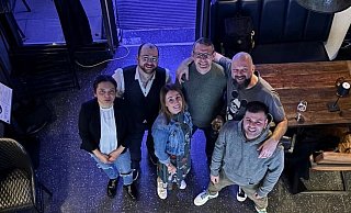 Saowanee Nimsuwan (v.l., "Giin Giin"), Kathrin Dudding und Max Strässer ("Edelweiss"), Mirco Thiele ("Law&Order"), und Rafael Kucharski und Beka Badurashvili ("elf84") während der Dreharbeiten. - Kabel Eins Saowanee Nimsuwan (v.l., "Giin Giin"), Kathrin Dudding und Max Strässer ("Edelweiss"), Mirco Thiele ("Law&Order"), und Rafael Kucharski und Beka Badurashvili ("elf84") während der Dreharbeiten. - Kabel Eins