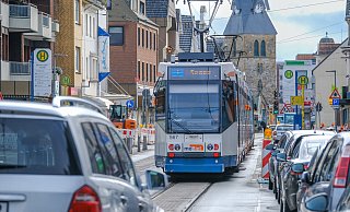 Jetzt wird es ernst: Bereits in der Nacht zu Samstag beginnen die ersten Bauarbeiten der Hauptbauphase auf der Hauptstraße. Stadtbahnen und Autoverkehr sind dann für lange Zeit verbannt. Foto: Andreas Zobe - Andreas Zobe Jetzt wird es ernst: Bereits in der Nacht zu Samstag beginnen die ersten Bauarbeiten der Hauptbauphase auf der Hauptstraße. Stadtbahnen und Autoverkehr sind dann für lange Zeit verbannt. Foto: Andreas Zobe - Andreas Zobe