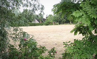 Auf dieser Fläche am Tichelbrink soll das neue Feuerwehrhaus entstehen. - Felix Eisele Auf dieser Fläche am Tichelbrink soll das neue Feuerwehrhaus entstehen. - Felix Eisele