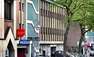Das Karstadt-Parkhaus ist arg in die Jahre gekommen. Unser Autor wäre für einen Abriss. - Andreas Frücht Das Karstadt-Parkhaus ist arg in die Jahre gekommen. Unser Autor wäre für einen Abriss. - Andreas Frücht