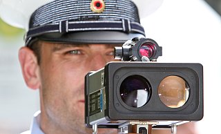 Den Raser erwischte die Polizei im Kreis Höxter bei einer mobilen Radarkontrolle. - Andreas Zobe Den Raser erwischte die Polizei im Kreis Höxter bei einer mobilen Radarkontrolle. - Andreas Zobe