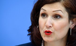 Ferda Ataman, Bundesbeauftragte für Antidiskriminierung, will unter anderem den Nachweis von Diskriminierung erleichtern. - Bernd von Jutrczenka Ferda Ataman, Bundesbeauftragte für Antidiskriminierung, will unter anderem den Nachweis von Diskriminierung erleichtern. - Bernd von Jutrczenka