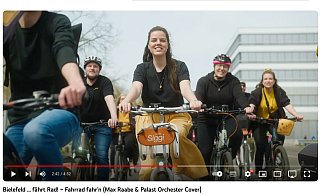 Bei Youtube kann man sich das Fahrrad-Video anschauen. Mehr als 17.000 Aufrufe wurden dort bislang registriert. - Stefan Gerold Bei Youtube kann man sich das Fahrrad-Video anschauen. Mehr als 17.000 Aufrufe wurden dort bislang registriert. - Stefan Gerold