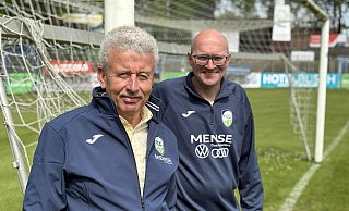 Arbeiten an der Zukunft des FC Gütersloh: Hans-Hermann Kirschner (l.) und Helmut Delker. - Christian Geisler Arbeiten an der Zukunft des FC Gütersloh: Hans-Hermann Kirschner (l.) und Helmut Delker. - Christian Geisler