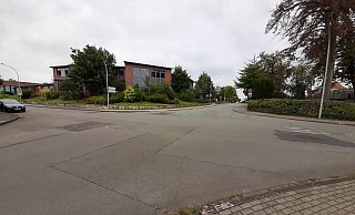 Der Asphalt der Kreuzung Hüffertstraße/Stiepenweg wird in der kommenden Woche erneuert. - Dieter Scholz Der Asphalt der Kreuzung Hüffertstraße/Stiepenweg wird in der kommenden Woche erneuert. - Dieter Scholz