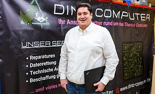 Sascha-Dino Eggert hat sich mit einem Computer-Start-up ein zweites Standbein aufgebaut. Er zieht in ein prominentes Gebäude. - Andre Schneider Sascha-Dino Eggert hat sich mit einem Computer-Start-up ein zweites Standbein aufgebaut. Er zieht in ein prominentes Gebäude. - Andre Schneider