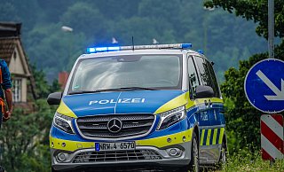 In Bielefeld-Brackwede kam es am Montagabend zu einem größeren Polizeieinsatz. (Symbolbild) - Paul Brinkmann In Bielefeld-Brackwede kam es am Montagabend zu einem größeren Polizeieinsatz. (Symbolbild) - Paul Brinkmann