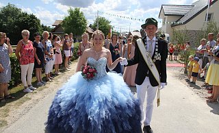 Das noch amtierende Königspaar Felix und Eileen Becker. - Johannes Büttner Das noch amtierende Königspaar Felix und Eileen Becker. - Johannes Büttner