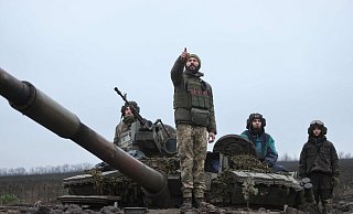 Ukrainische Soldaten am 28. November an der Front in der Ostukraine: Die Liste der dringend benötigten Waffen wird mit jedem Tag länger. - AFP or licensors Ukrainische Soldaten am 28. November an der Front in der Ostukraine: Die Liste der dringend benötigten Waffen wird mit jedem Tag länger. - AFP or licensors