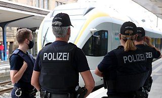 Die Bundespolizei holte den Serientäter am Bielefelder Hauptbahnhof aus dem Zug. - Symbolfoto: Wolfgang Rudolf Die Bundespolizei holte den Serientäter am Bielefelder Hauptbahnhof aus dem Zug. - Symbolfoto: Wolfgang Rudolf